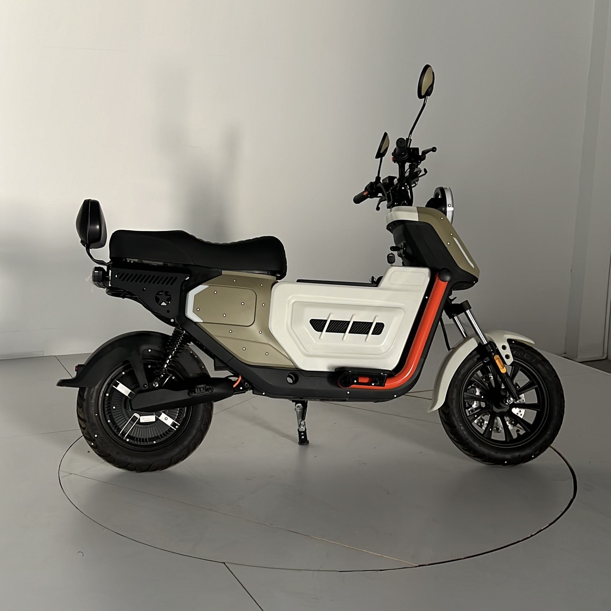 经济环保便捷型电动摩托车